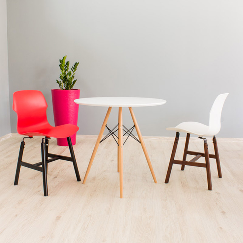 krzesło stylowe retro nowoczesne na drewnianych nogach