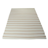 Dywan zewnętrzny na balkon i taras 120x180 cm – wodoodporny, Brązowo- Białe Pasy ES-02A