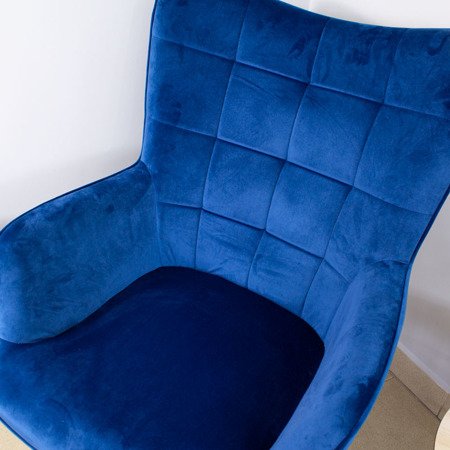 Fotel uszak skandynawski na metalowych nogach do karmienia dzieci pikowany do salonu loft F400 niebieski