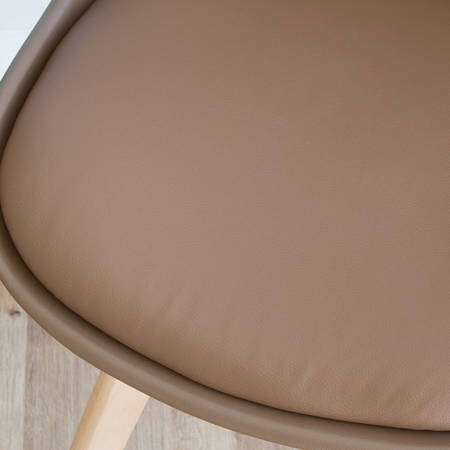 Krzesło na drewnianych bukowych nogach z skórzaną brązową poduszką nowoczesne brązowe 007BR-BR-BW