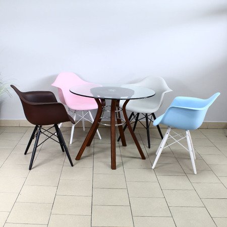 Krzesło nowoczesne stylowe na białych drewnianych nogach do salonu restauracji żółte 211 TA