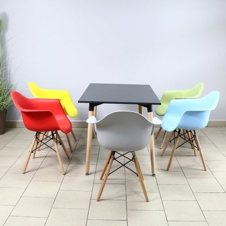 Krzesło nowoczesne stylowe na drewnianych bukowych nogach do salonu restauracji białe 211AB