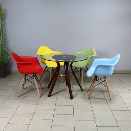 Krzesło nowoczesne stylowe na drewnianych bukowych nogach do salonu restauracji różowe 211 AB