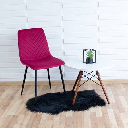 Krzesło welurowe do salonu na metalowych czarnych nogach, różowe, wzór jodełka 049B-V-P-B