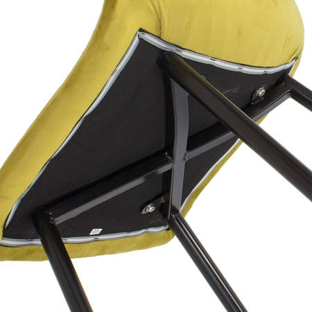 Krzesło welurowe do salonu na metalowych czarnych nogach żółte 042V-Y