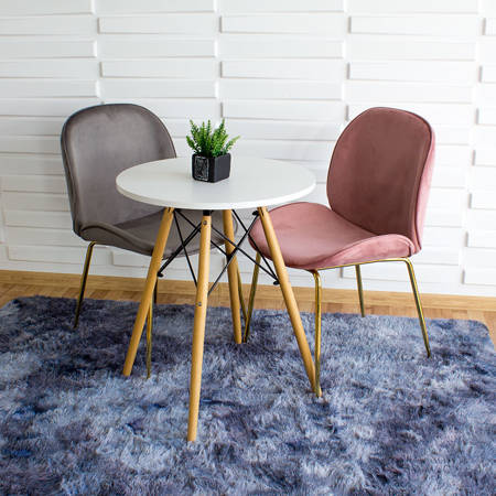 Krzesło welurowe różowe do salonu, na metalowych złotych nogach 020 