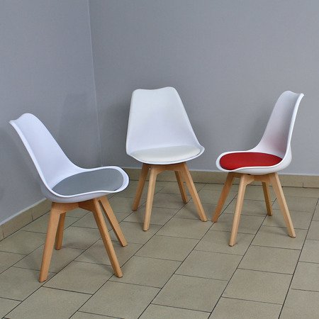 Krzesło z skórzaną czerowną poduszką na drewnianych bukowych nogach nowoczesne białe 007 GG