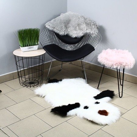 Skórka włochata dywanik do salonu futro włochacz do pokoju dziecięcego pies biały UC121225