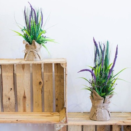 Sztuczna lawenda roślina w worku jutowym pionowa do salonu zielona UC60101